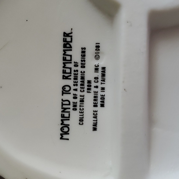 Vintage 1981 "Moments to Remember" Nite-Nite by Wallace Berrie & Co. Inc #3308 - Picture 4 of 7